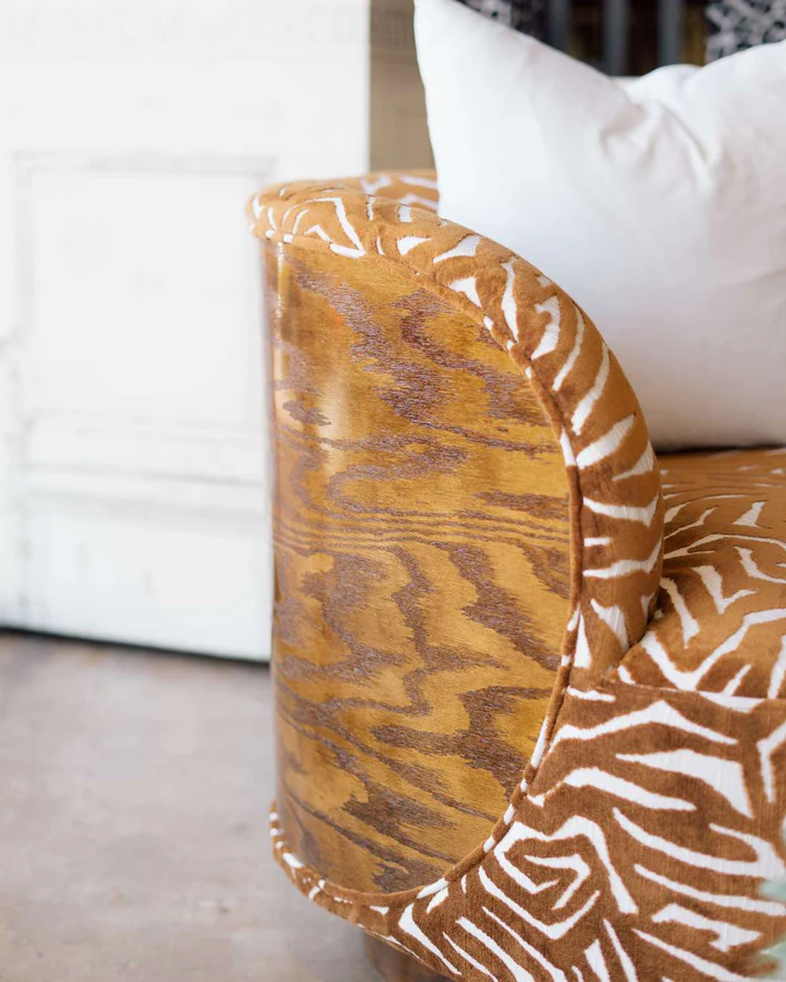 Oak Back Dineo Swivel Chair - Image 2